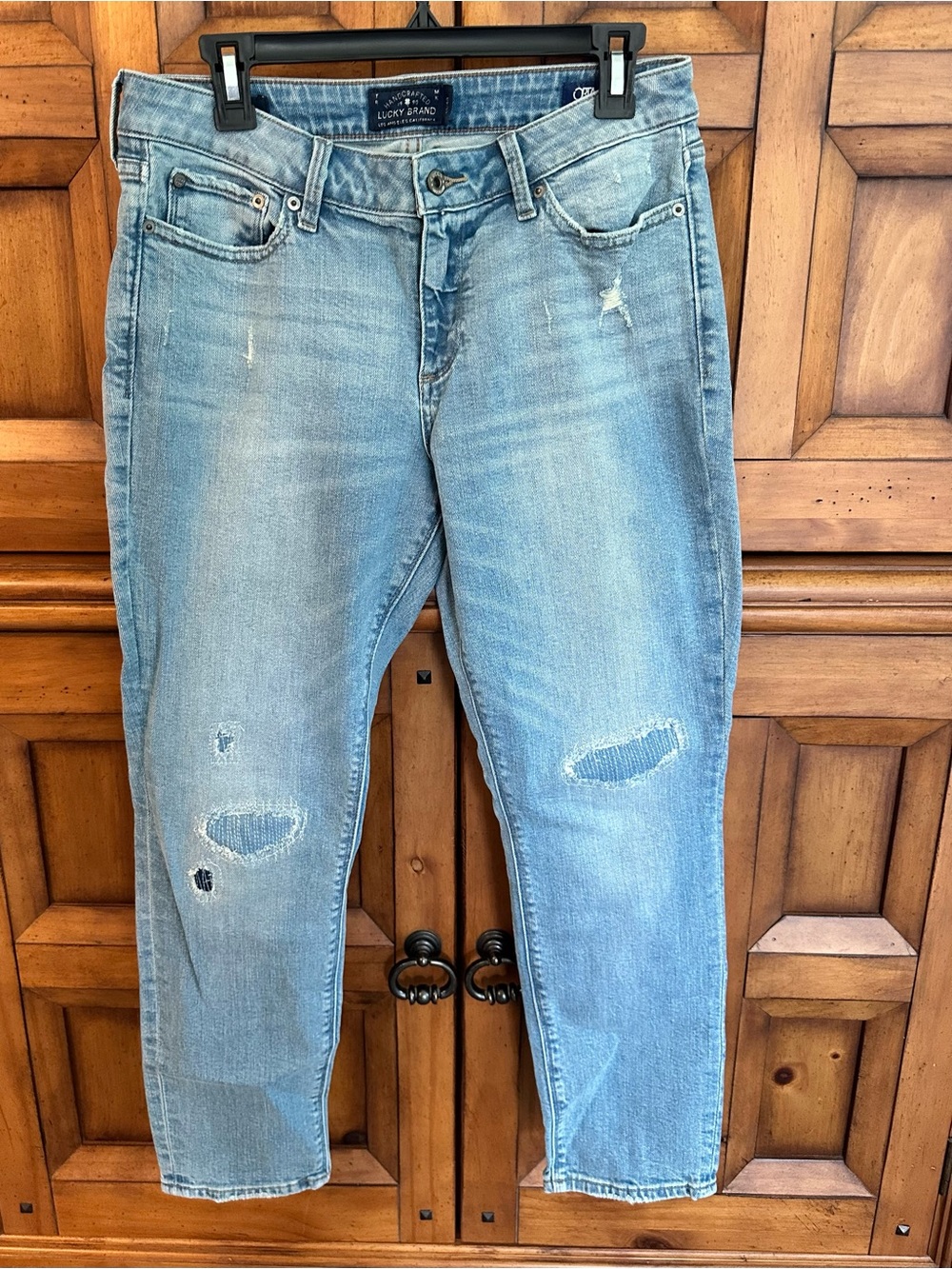 Lucky Brand Light Wash Distressed Lolita Capri Jeans